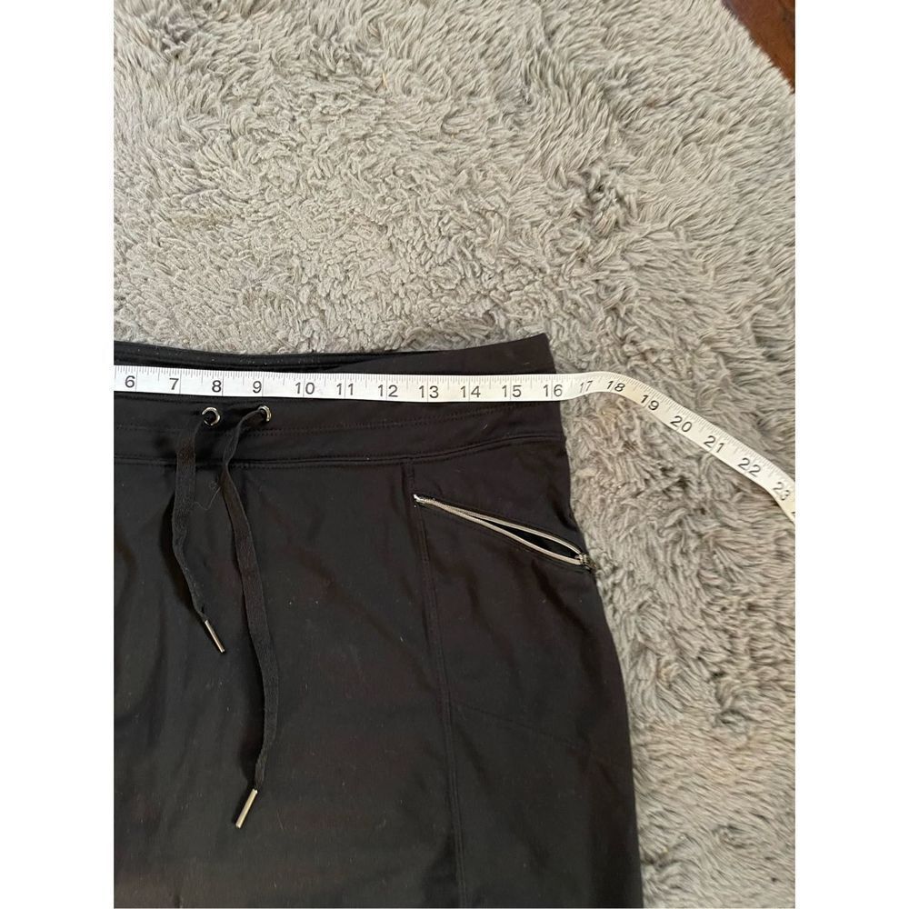 Athleta Miniskort Size Medium - image 4